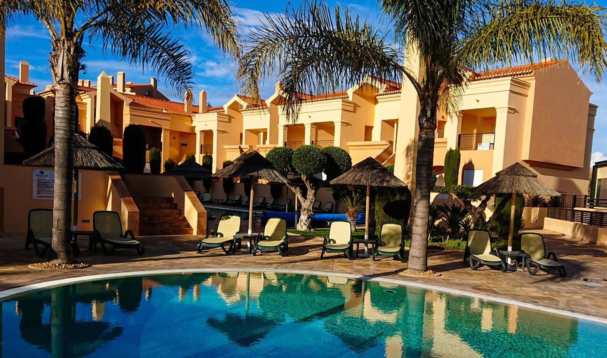 Luxury 3-Bedroom Apartment At High-End Praia Da Luz Bagian luar foto
