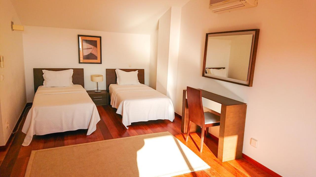Luxury 3-Bedroom Apartment At High-End Praia Da Luz Bagian luar foto
